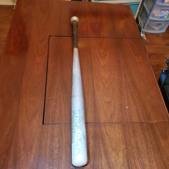 Softball Bat 30in - Picture 1 of 7